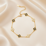 Bracelet fleurs noires - flat lay soie ivoire