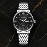 Montre Acier Argenté Cadran Noir sur Marbre