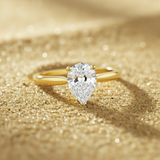Bague poire or jaune vue du dessus