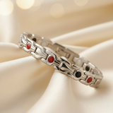 Bracelet magnétique argent - macro close-up pierres